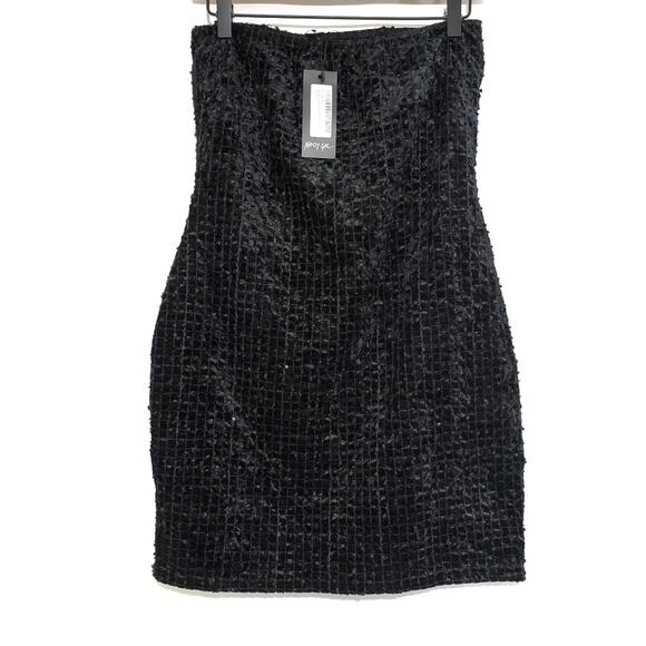 NWT Nasty Gal | Textured Velvet Bodycon Dress - Picture 2 of 7